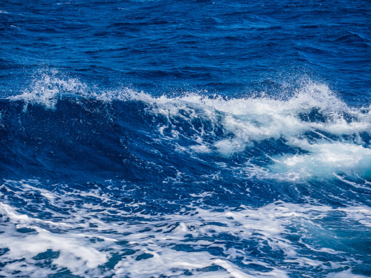 Photo of waves in blue ocean